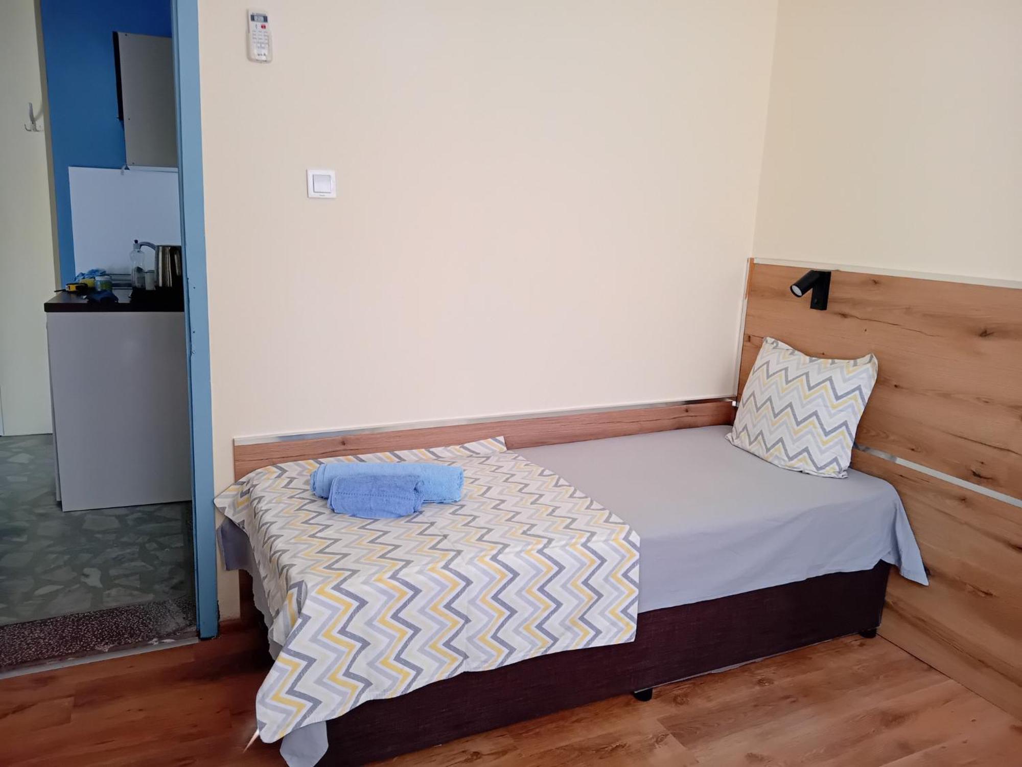 Guesthouse Oasis Kiten  Exterior photo