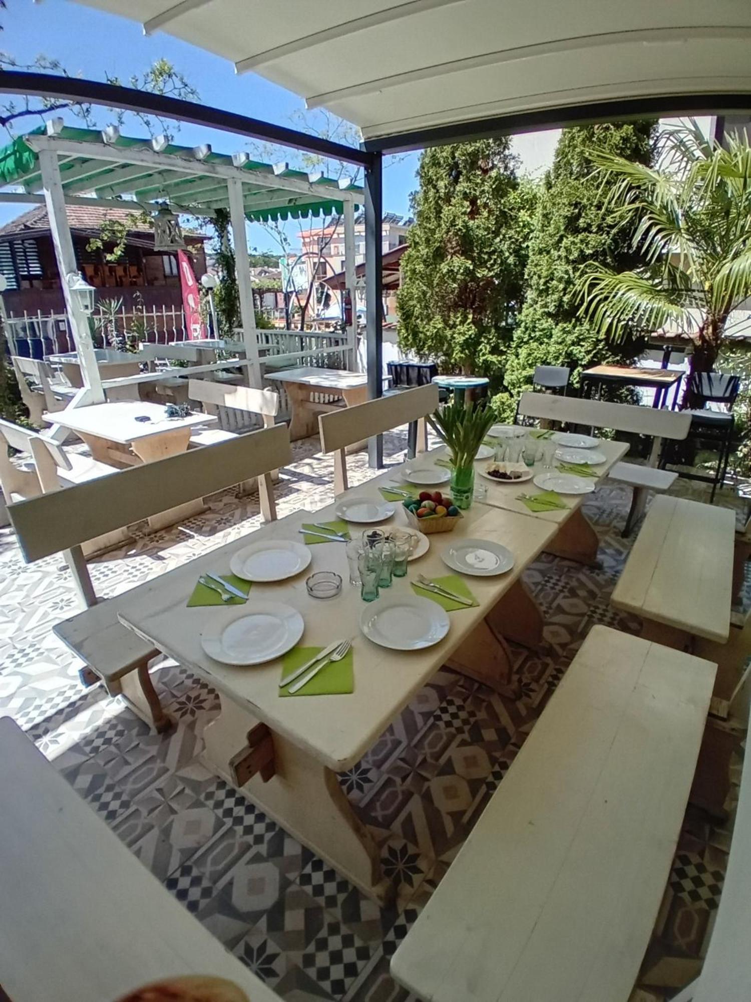 Guesthouse Oasis Kiten  Exterior photo